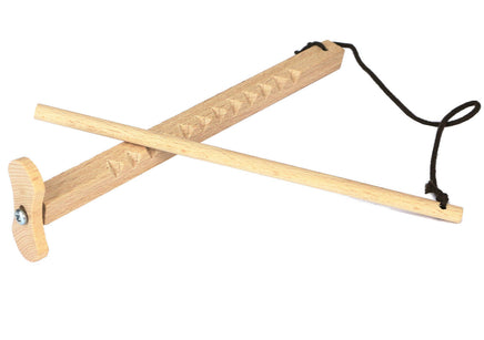 Knobelspiel Hui Hui Maschine aus Holz, mit Faden und Stab