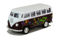 Modellauto VW T1 Bus "Flower Power" 7cm, mit weißen Dach, Seite farbenfroh gestaltet mit "Love & Peace" Schriftzug sowie Herz-,Blumen- und Peacesymbolen, Farbvariante: Braun