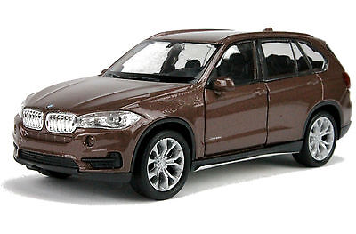 Welly Modellauto BMW X5  SUV metallic 12cm- braun