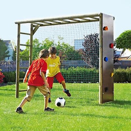 Fußballtor mit Kletterwand und Sprossenleiter, Rundholz, mit farbigen Klettersteinen