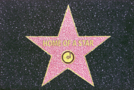 Fußmatte mit lustigem Spruch "Home of a Star" mit rosa Stern