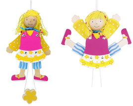 Goki Hampelfigur "Mädchen" aus Holz 53044 in den Farben: gelb, pink,blau, weiß