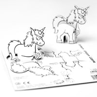 Karton Bastelset bestehend aus 8 Schlossbewohnern - Beispielbild eines Einhorn- Bastelbogens