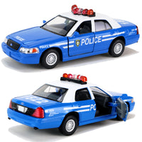 Kinsmart Modellauto Ford Crown Victoria 13cm in Hellblau-Weiß, mit silbernen Felgen, "Police" Logo und Schriftzug, Sirenenlichtleiste