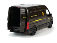 Kinsmart Modellauto Mercedes Benz Sprinter UPS 12,5cm in dunkelbraun, mit UPS-Logo und Schriftzug "Worldwide Services", Rückansicht