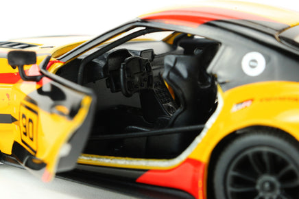 Kinsmart Modellauto Toyota GR Supra Racing Concept 13cm, Innenraumansicht mit Lenkrad, Schalensitz