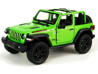Kinsmart Modellauto Jeep Wrangler Rubicon 2018 offen 13cm, mit schwarzen Felgen/Radläufen/Außenspiegel, Farbvariante: Grün