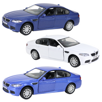 Modellauto BMW M5 Limousine in 3 Farben