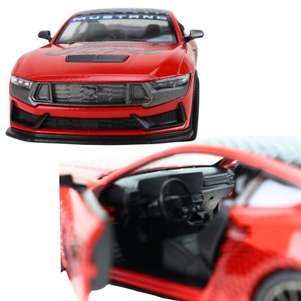 Modellauto Ford Mustang Dark Horse Livery Edition in Frontansicht und mit öffnender Tür