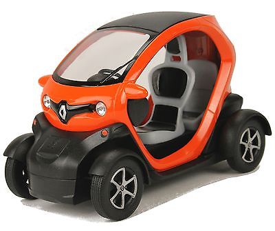 Modellauto Renault Twizy ZE  E-Auto 12cm, schwarzes Dach, mit Renault Logo, ohne Türen, Farbvariante: Orange