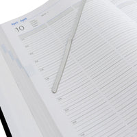 XXL Buchkalender 2026 - A4 Terminplaner mit 1 Tag/Seite und 4 Zeilen pro Stunde