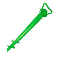 stabiler Sonnenschirmhalter zum Eindrehen in den Sand in grün