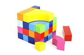 GOKI Bausteine Farbwürfel 24 Steine Puzzle Legespiel bunte Bauklötze Regenbogen